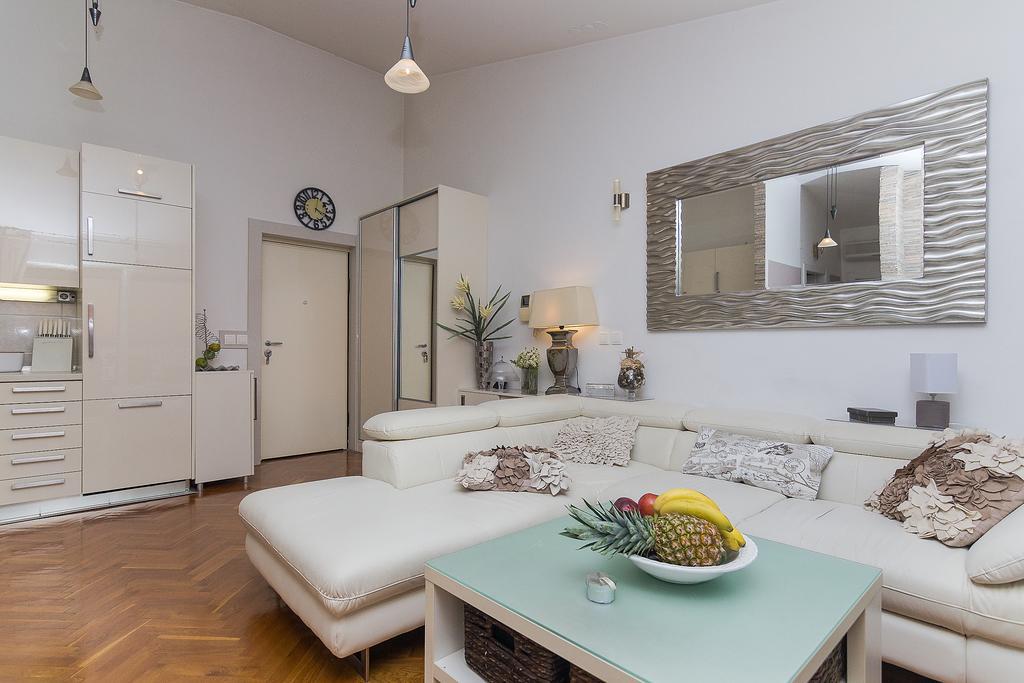 Apartment Karmela Makarska Exterior foto